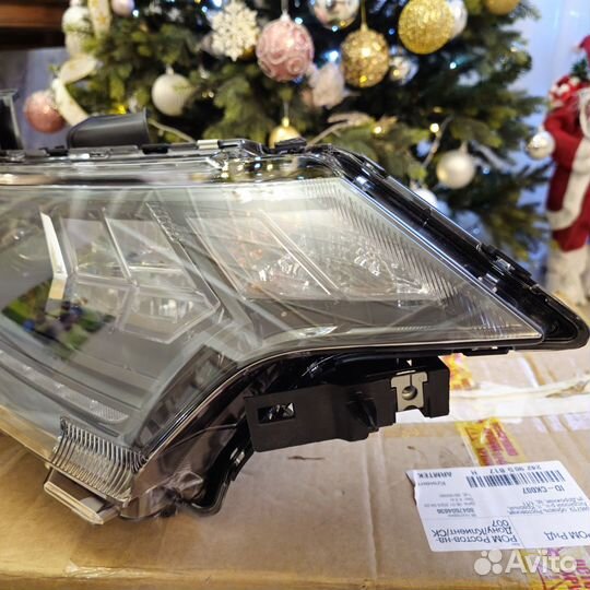 Фара правая митсубиси аутлендер