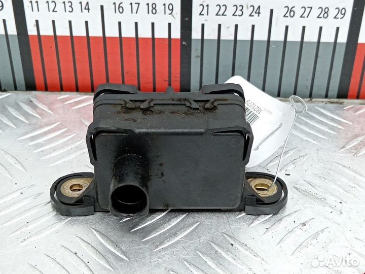 Датчик ускорения Audi Q7 4L 2006