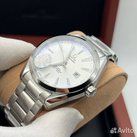 Часы Omega Seamaster Aqua Terra