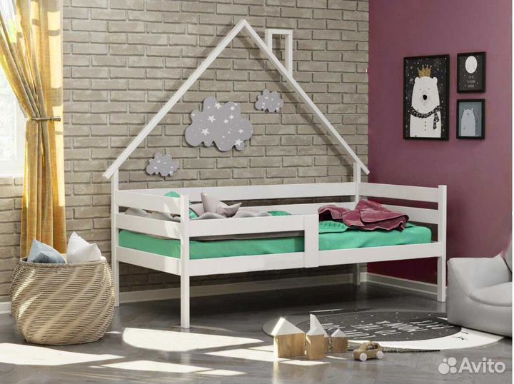 Софа для малыша высокий борт из массива Домик