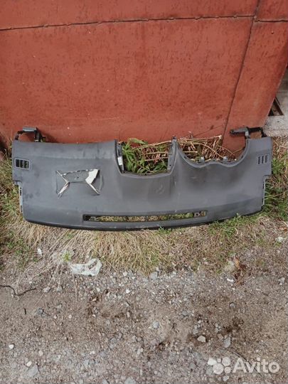 Торпедо Toyota corolla 2007