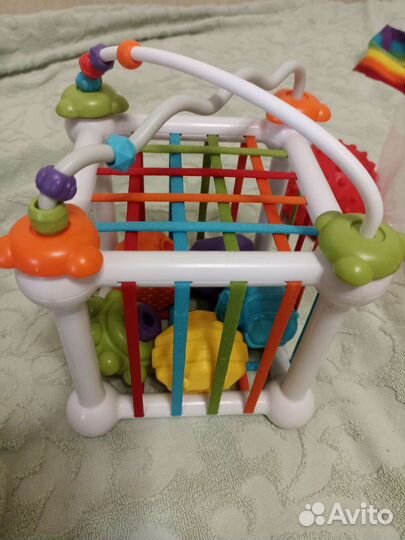 Развивающие игрушки кубик сортер