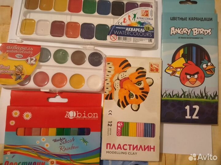 Медовая акварель пластилин цвет. карандаши Новые