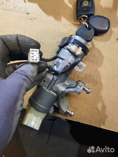 Замок зажигания Hyundai H1 Grand Starex 07-18