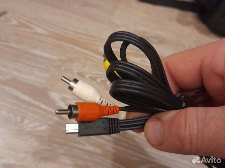 AV-кабель для камеры Canon