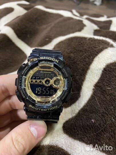 Продам часы g shock