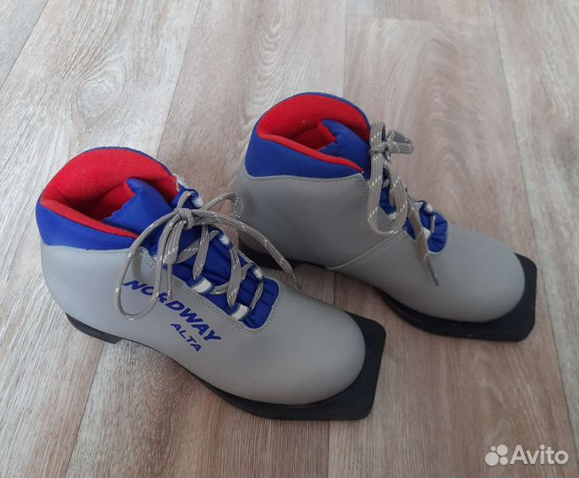 Лыжные ботинки nordway р.32