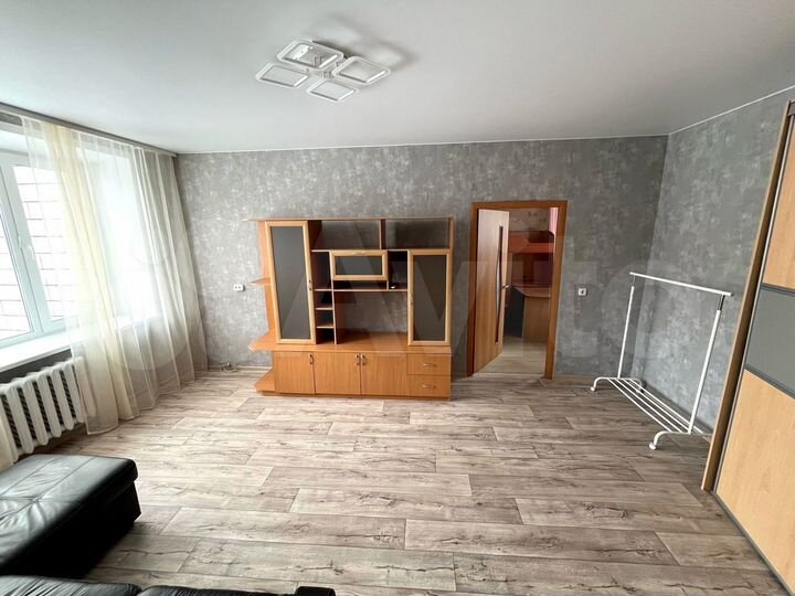 2-к. квартира, 55 м², 2/9 эт.