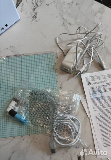 Режущий плоттер silhouette cameo 4