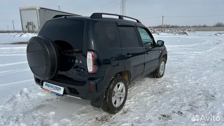 ВАЗ Niva Travel 1.7 МТ, 2023, 38 524 км