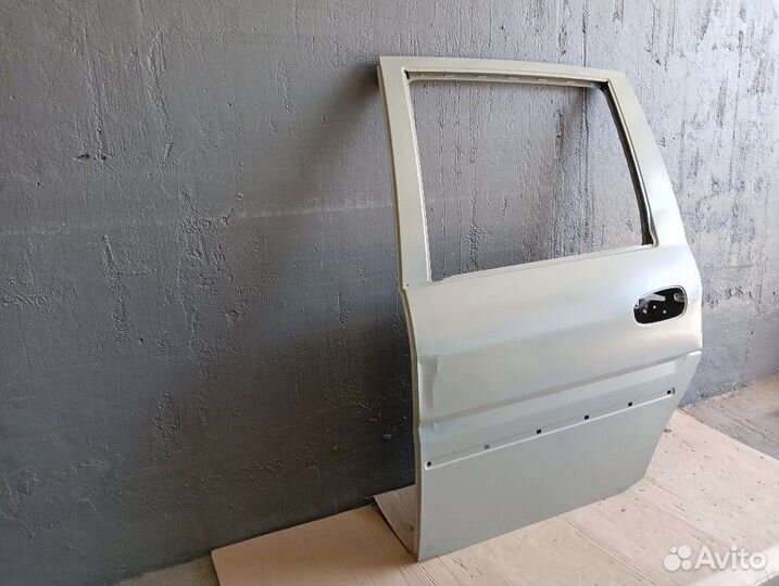 Дверь задняя левая Hyundai Matrix 2001