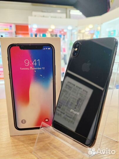 iPhone X, 64 ГБ