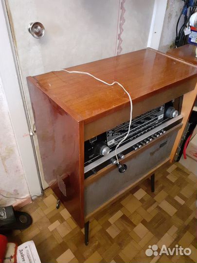 Радиола Ригонда 102