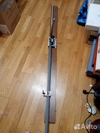 Настольная гильотинаMini-Mitre с линейкой на 100см