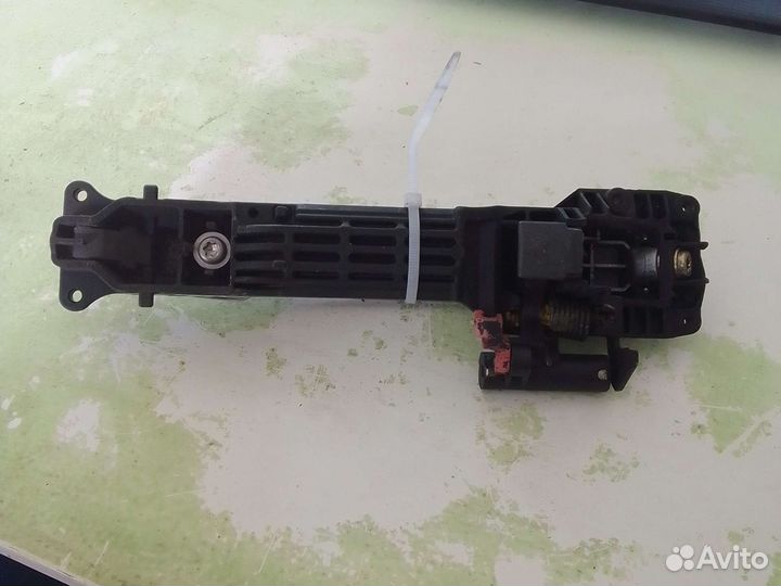 Ручка двери внешняя Toyota Corolla