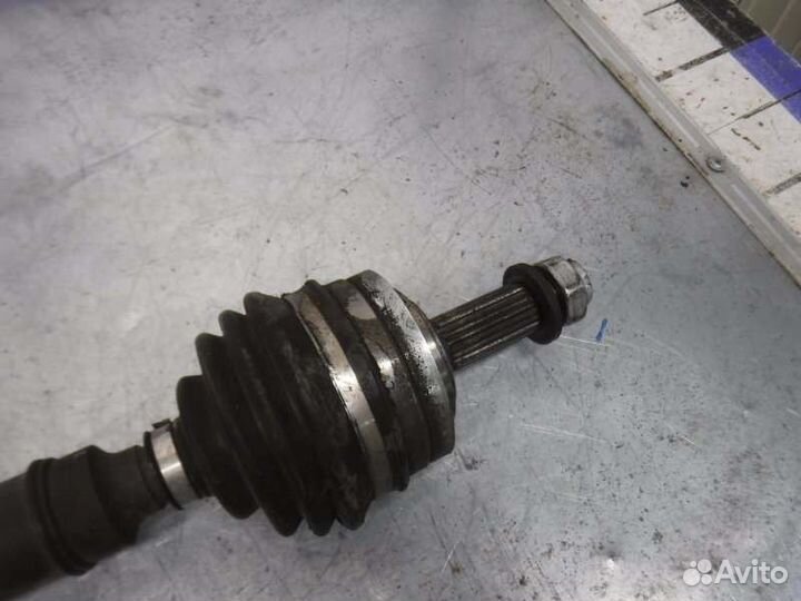 Привод передний правый Лада Приора 126 2007
