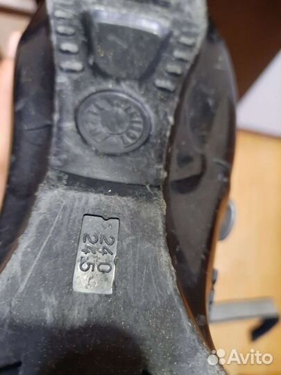 Горнолыжные ботинки