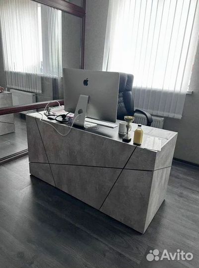 Офисная мебель / компьютерный стол