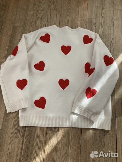 Джемпер белый женский с сердечками