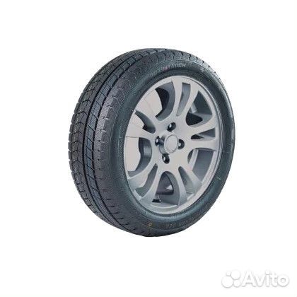 Roadmarch Snowrover 868 215/55 R16 97H
