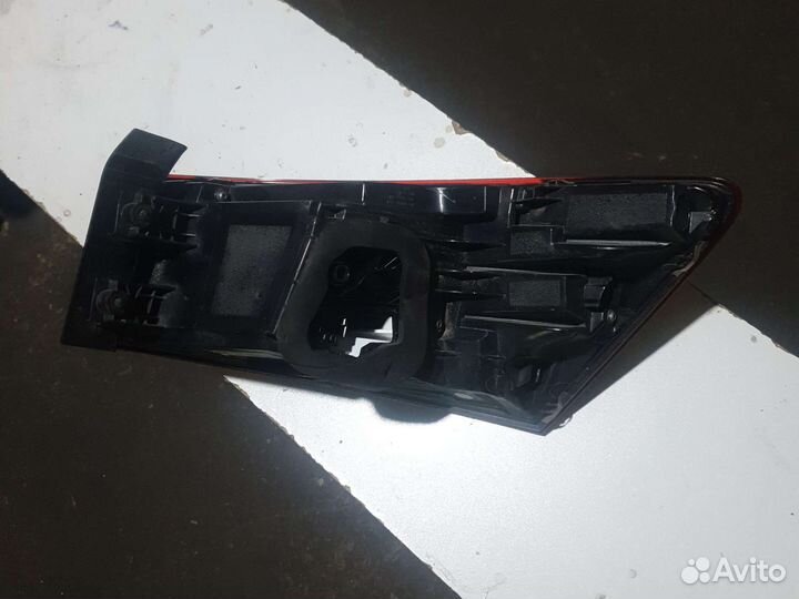 Задний левый фонарь шкода Kodiaq 1