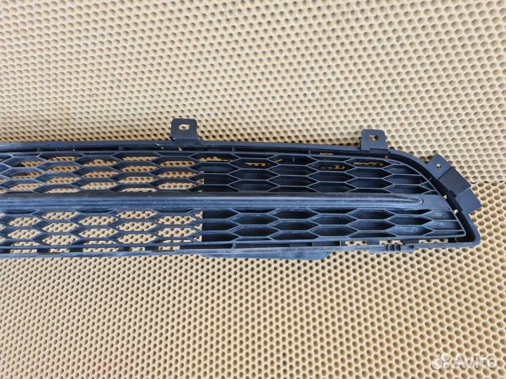 Решетка бампера передняя Infiniti M25 M37 Y51