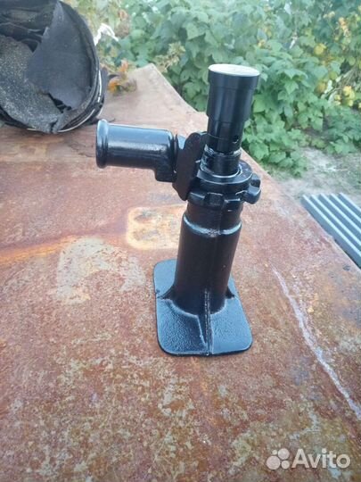 Домкрат УАЗ чугунный винтовой