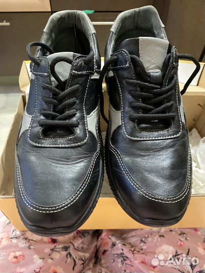 Полуботинки