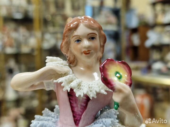 Статуэтка балерина с зеркалом