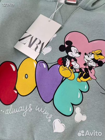Костюм для девочки новый Zara утеплённый на флисе