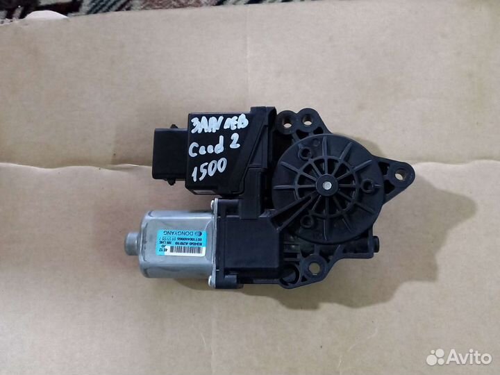 Электростеклоподемник задний левый Kia Ceed 2 JD