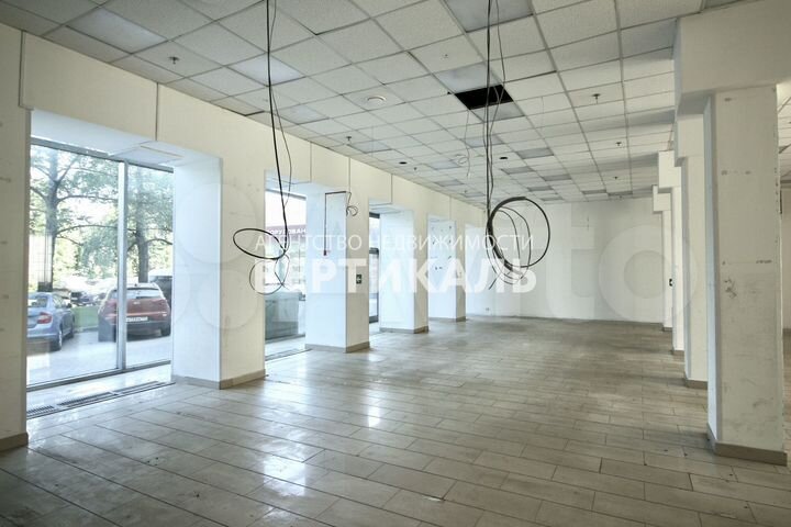 Сдам торговое помещение, 105 м²