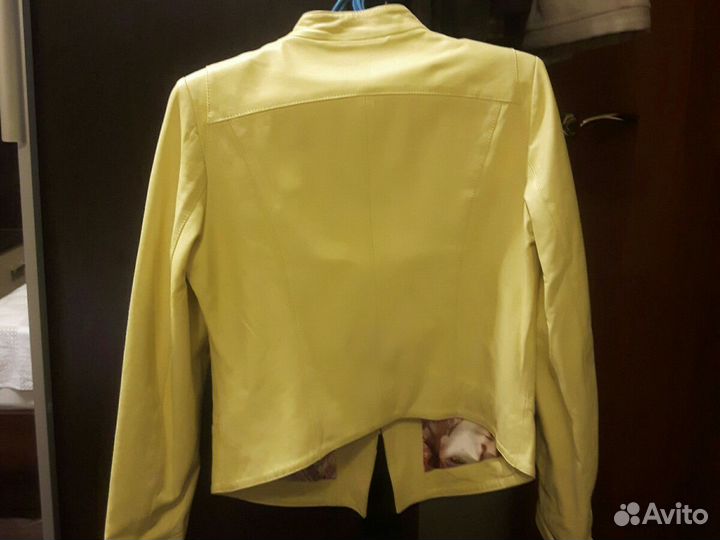 Куртка из натуральной кожи