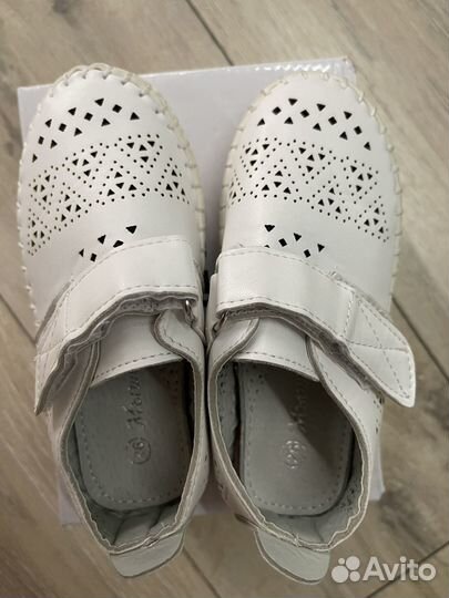 Сандалии для девочки