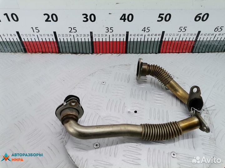 Трубка системы рециркуляции EGR Volkswagen Touran