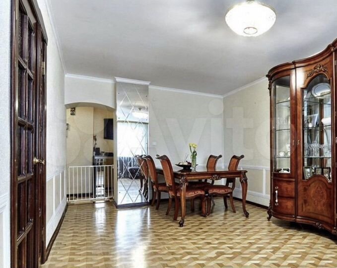 3-к. квартира, 115 м², 3/14 эт.