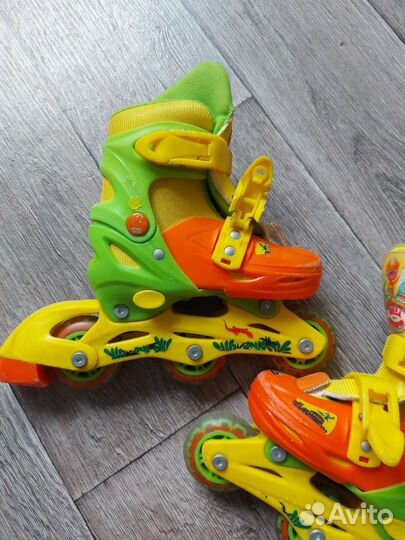 Роликовые коньки