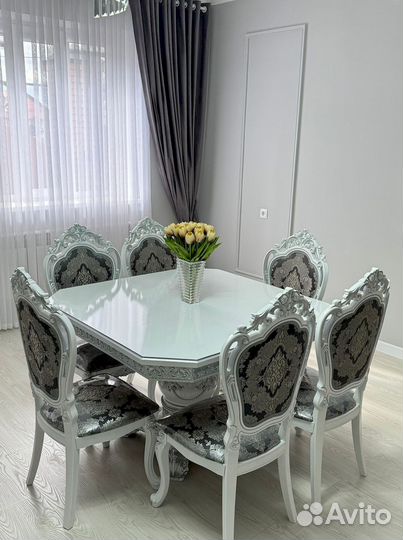 Столы и стулья для кухни. В наличии