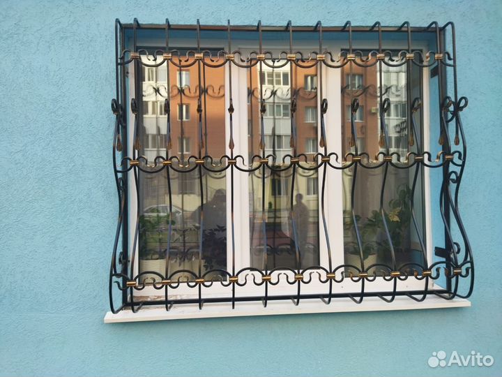 Решетки на окна N 1149 кованые