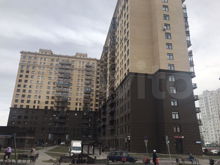 2-к. квартира, 68 м², 10/17 эт.