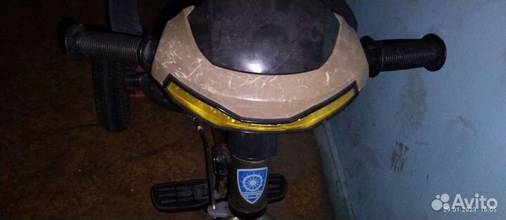 Велосипед с ручкой