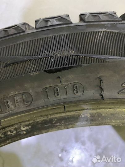 Roadstone Winguard Spike 225/45 R17