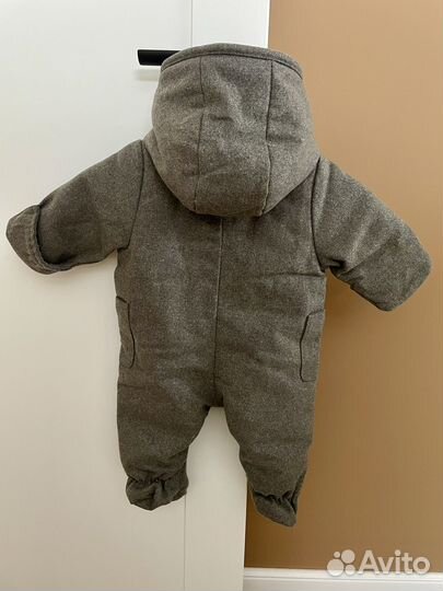 Комбинезон с капюшоном