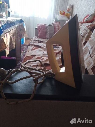 Утюг старинный