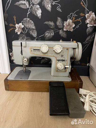Швейная машинка подольск 142
