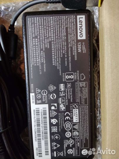 Зарядка для ноутбука Lenovo 20V 6.75A (135W)