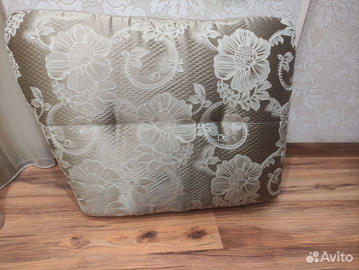 Подушки для дивана