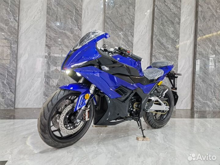 Электробайк BMW RR