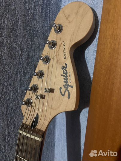 Электрогитара fender squier bullet mustang hh