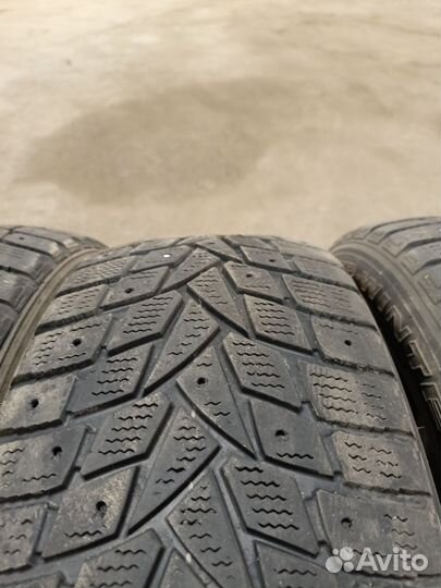 Dunlop SP Winter Ice 02 205/55 R16 94T